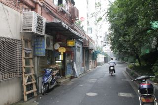 中国でも海賊版購入は違法、拘束のリスクも！