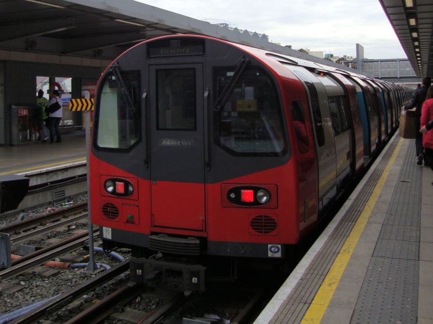 海外の都市で交通機関を利用する