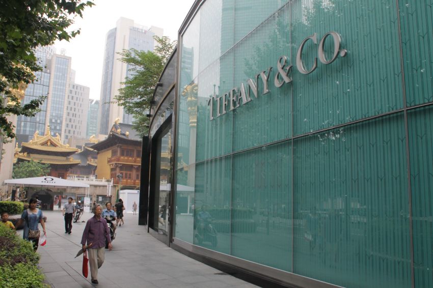 中国にある、おしゃれな外資系飲食店に出入りする顧客層は？