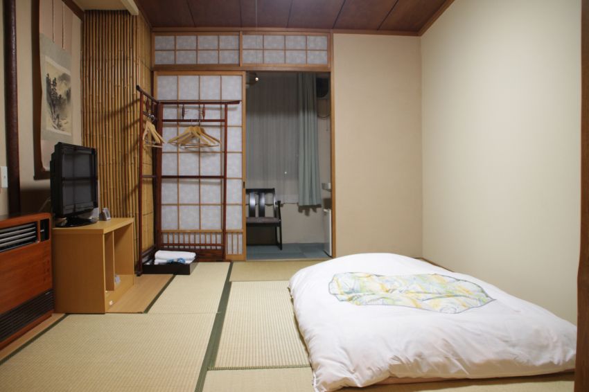 旅館が「爆買い団」に荒らされっぱなし？　では、こんな対策はいかが？